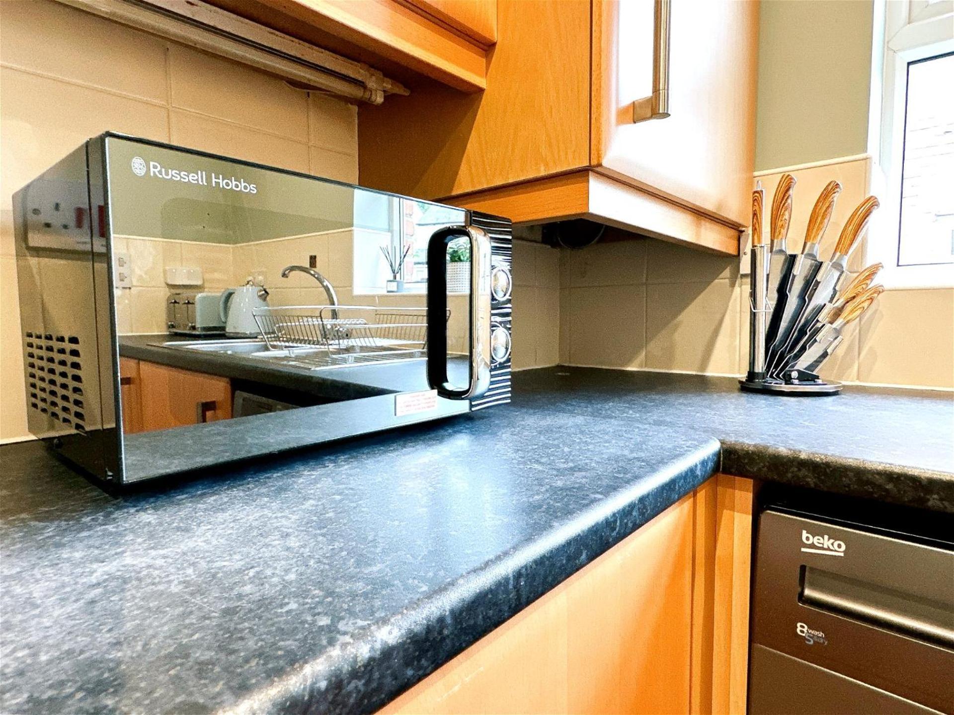 Cute Townhouse With Parking Space In Village Near Leeds & York * Leeds (West Yorkshire)