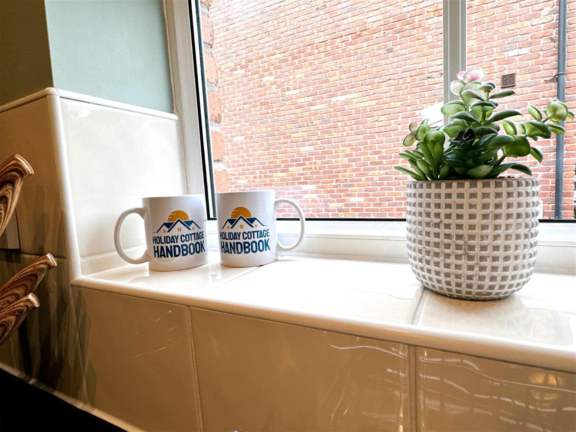 Holiday home Cute Townhouse With Parking Space In Village Near Leeds & York Leeds (West Yorkshire)